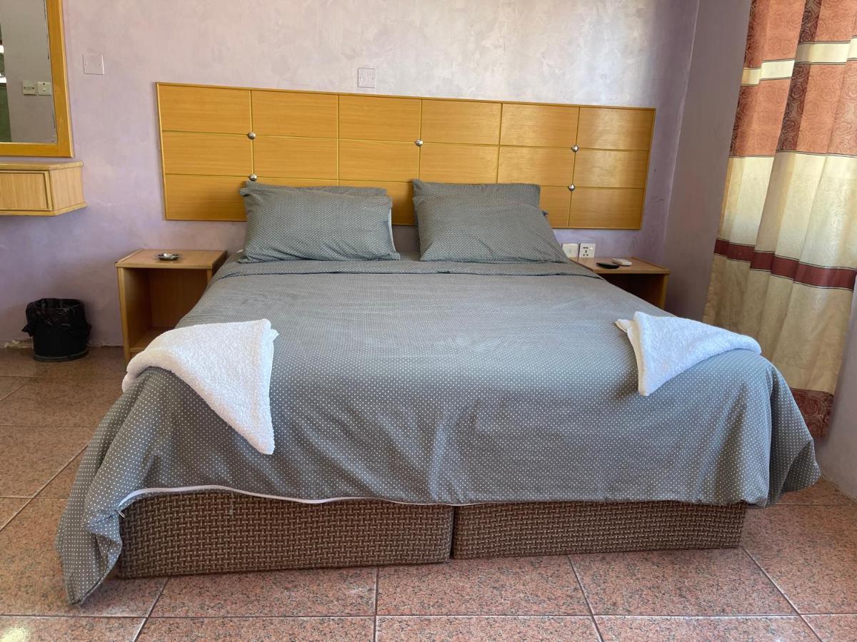 فندق شاطى القمر-Moon Beach Otel Akabe Dış mekan fotoğraf